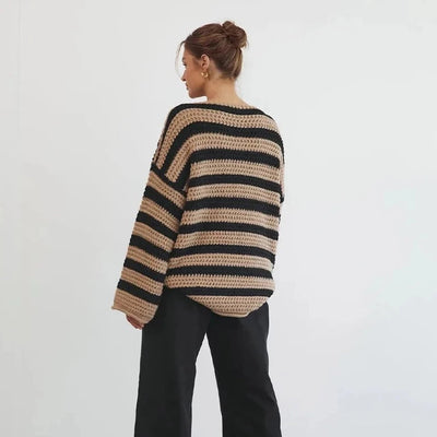 Gestreifter Strickpullover in Übergröße